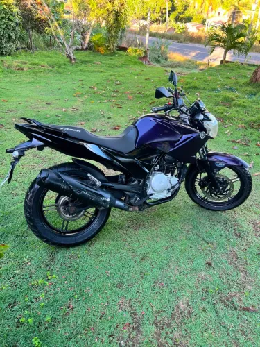 Moto Fazer 250