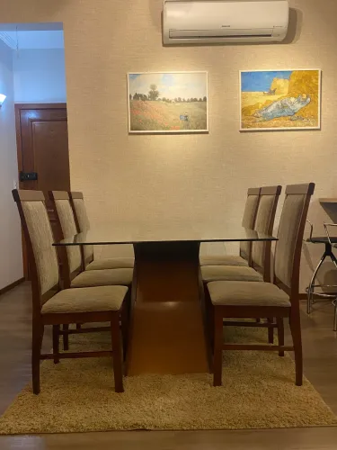 Vendo Mesa Com Tampo de Vidro Com Seis Cadeiras
