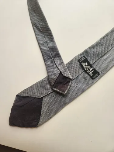 Gravata Hermès cinza 