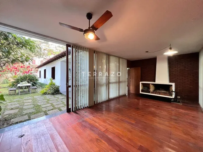 Casa para aluguel em Teresópolis na região do Alto com 4 quartos 1 suite
