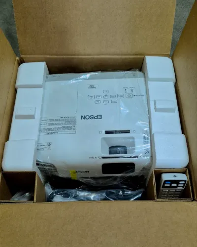 Projetor Epson PowerLite S27 - NOVO na Caixa (Nunca Usado)