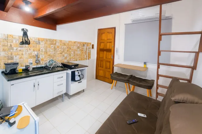 Loft Compacto e Totalmente Mobiliado - Ideal para Solteiro ou Casal (Pronto para Morar)