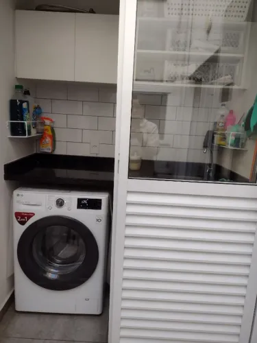 MÁQUINA LAVA E SECA LG