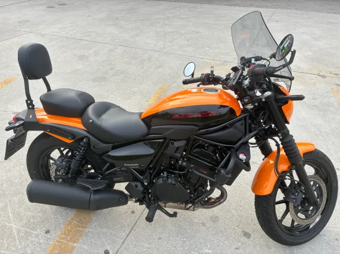 Kawasaki Eliminator 500 SE 2025 | 4.700km | Revisada | Impecável + Acessórios 