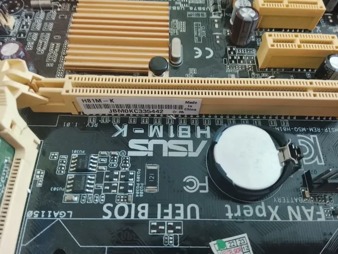 Kit placa mãe+ processador I5 de 4° geração + 6 de ram