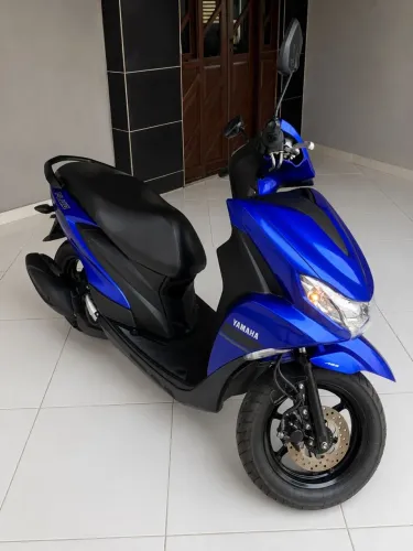 Fluo 125 abs, com apenas 6.000km.