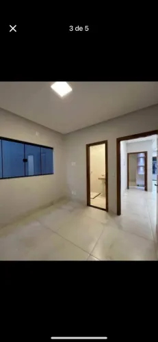 CASA A VENDA EM LONDRINA
