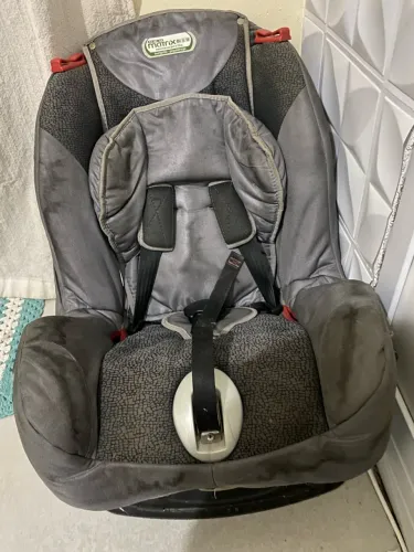 Cadeirinha infantil