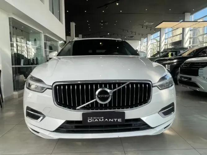 Volvo XC-60 XC 60 T-8 Híbrido Momentum 2021 - Falar c/ Yuri.