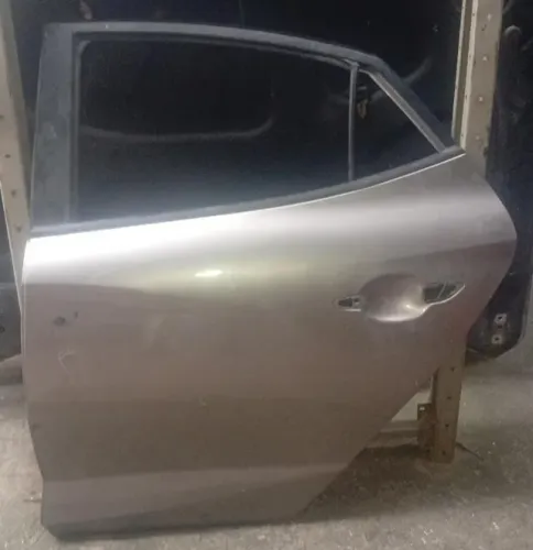 porta traseira esquerda hyundai hb20 20/22