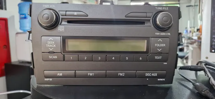 Rádio original Corolla 2013