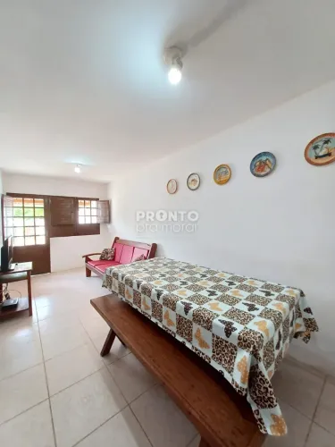 Casa de Condomínio com 4 quartos em Carneiros
