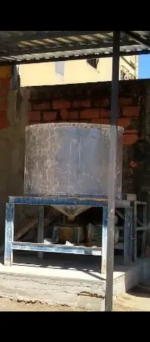 Misturador de massas e grafiatos sem envasadora. Capacidade 2.500 kg