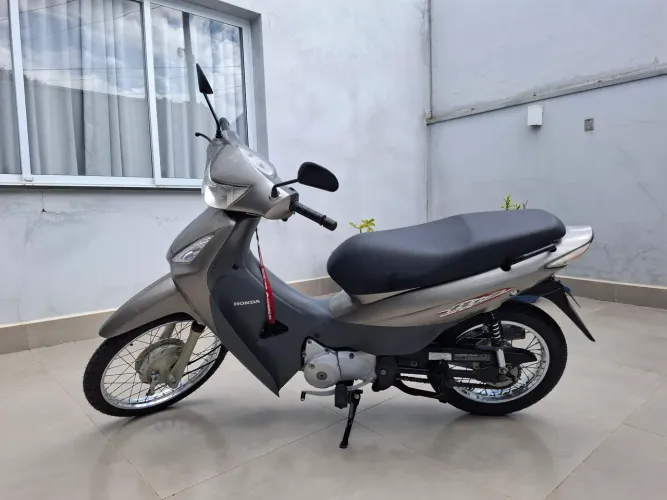 Honda Biz 125 ES