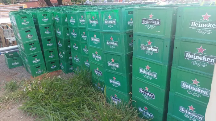 CAIXAS DE CERVEJA HEINEKEN COM CASCOS 600 ML 3000 CONJUNTOS (BARATO)