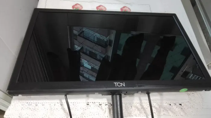 Monitor 18 polegadas