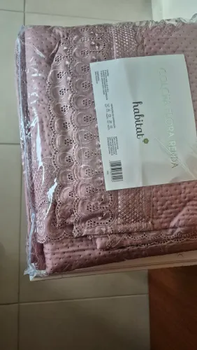 Cobre leito casal bordado 