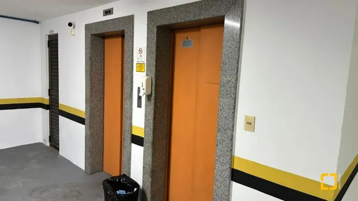 Garagem Comercial no Centro de Florianópolis Felipe Schimidt Golden Tower
