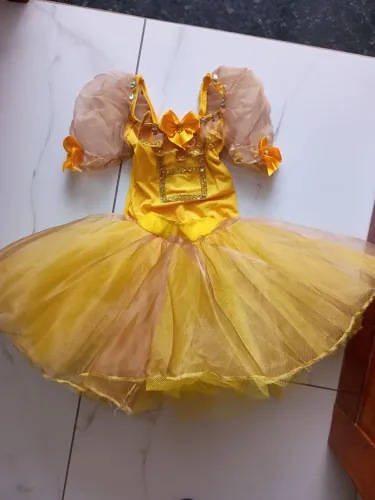 Roupa amarela festa/balé/apresentação - tam.4