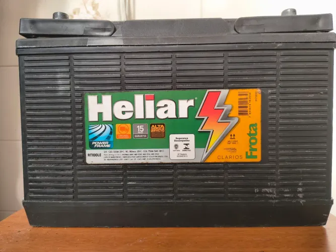 BATERIA HELIAR 100AH LE SEMI NOVA