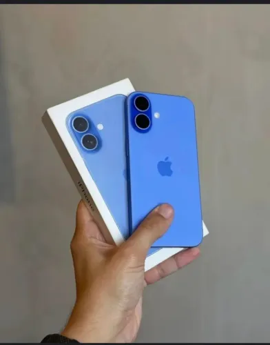 iPhone 16 praticamente novo