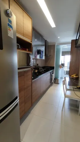 Apartamento para aluguel possui 113 metros quadrados com 3 quartos em Costa Azul - Salvado