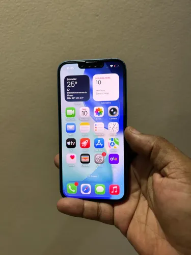 iPhone 13
