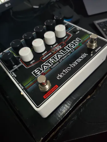 Pedal Bass Preamp Battalion EHX