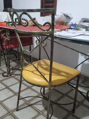 MESA FERRO +  VIDRO TEMPERADO 6 CADEIRAS