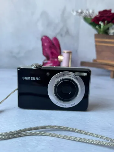 Câmera Samsung pl100 12.2 megapixel ( leia descrição )