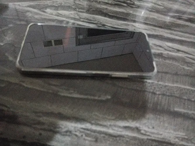 Celular Xiaomi Realm esta novo, carregando perfeitamente, ótima câmera.