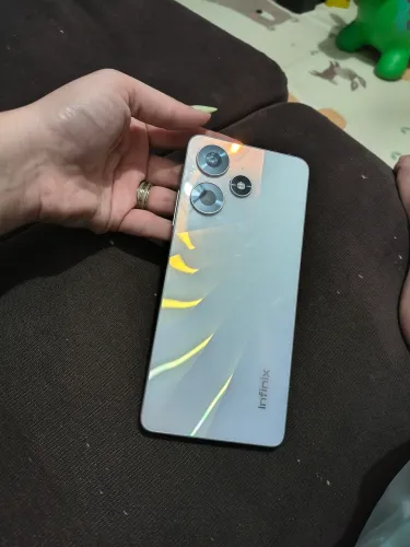 Celular Infinix hot30