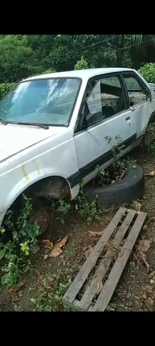 Chevrolet Monza GL 1.8 Efi/ SL/ L/ 650/barc. 2e4p (álcool) 1983