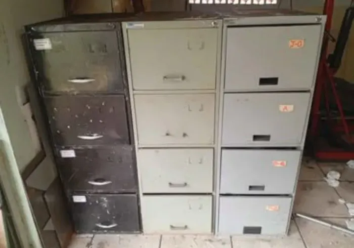 Vendo armários de aço ficheiro arquivos