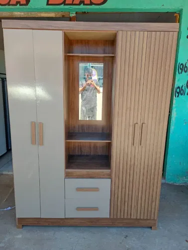 Guarda roupa
