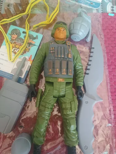 Heroes Go Special Forces Military Set".