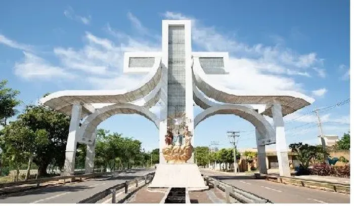 Alugo sala comercial para festa de Trindade