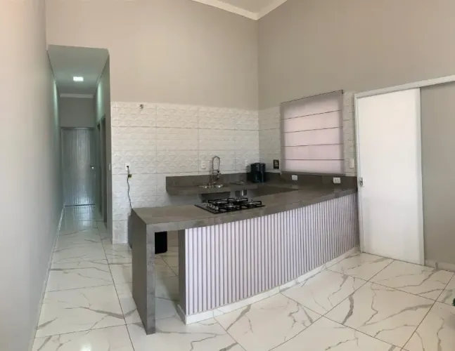 Casa à venda no Condomínio Vale Azul Residencial, em Votorantim-SP
