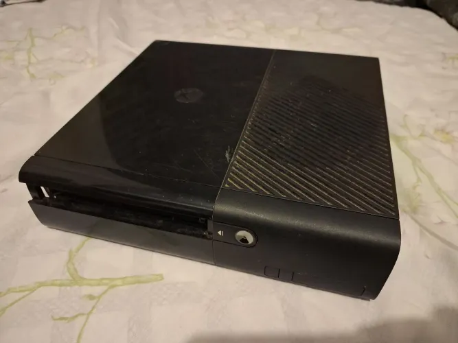 Sucata xbox 360 slim