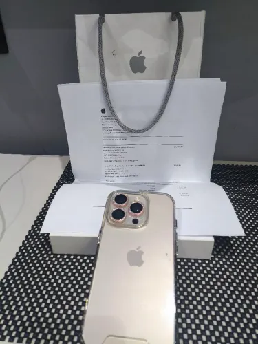 iPhone 16Pro-Max C/ Nota/Super Conservado
