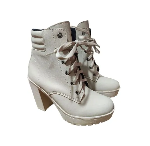 Bota Feminina semi novo - TAM: 34
