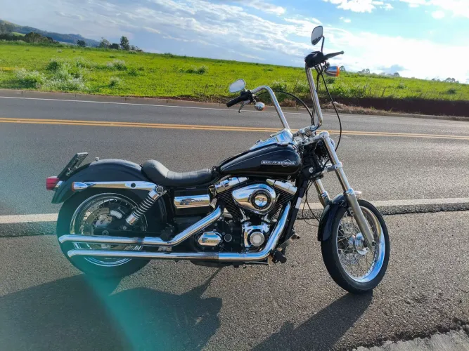 Harley Davidson Dyna super glide custom 1600 Cc