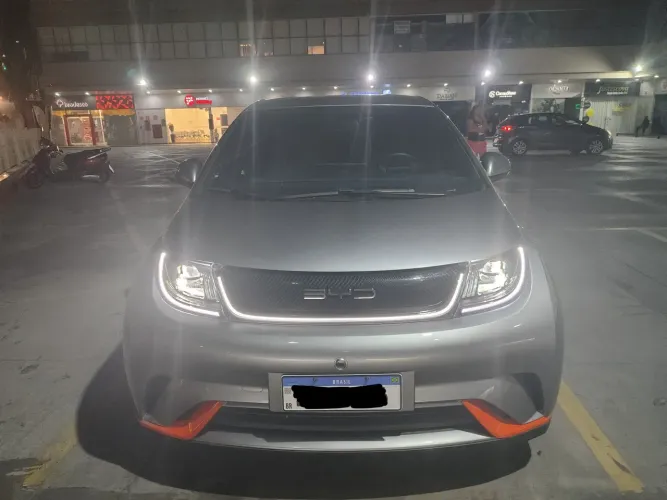 BYD Dolphin EV (Elétrico) 2025