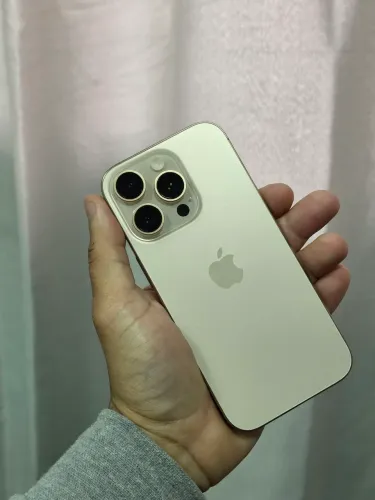 IPHONE 16 PRO IMPECÁVEL