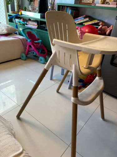 Cadeira de Alimentação Infantil