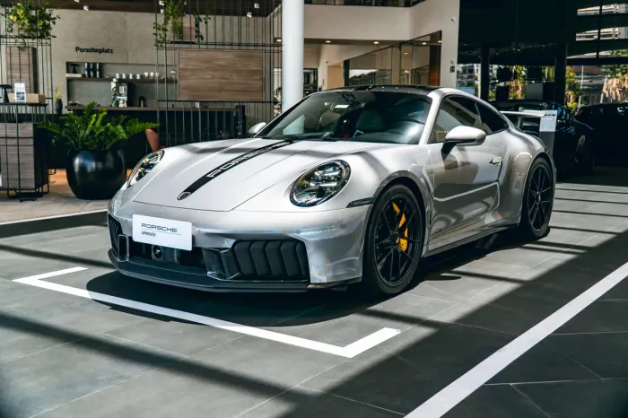 Porsche 911 Carrera GTS Coupe 3.6 (992) (híb.) 2026