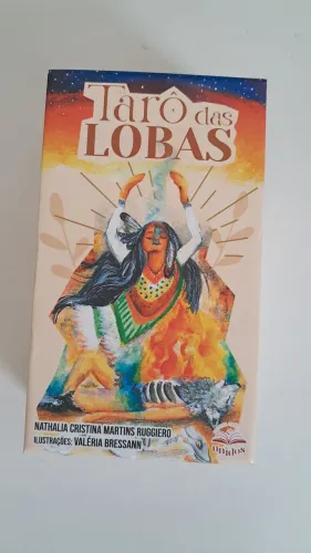 Tarô das Lobas - Tarot inspirado no Livro Mulheres Que Correm com os Lobos