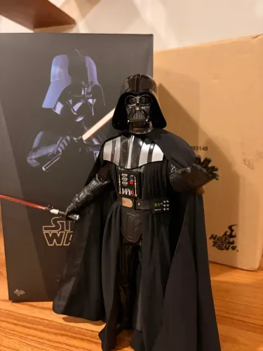 Hot Toys Darth Vader MMS452 - EXCELENTE ESTADO