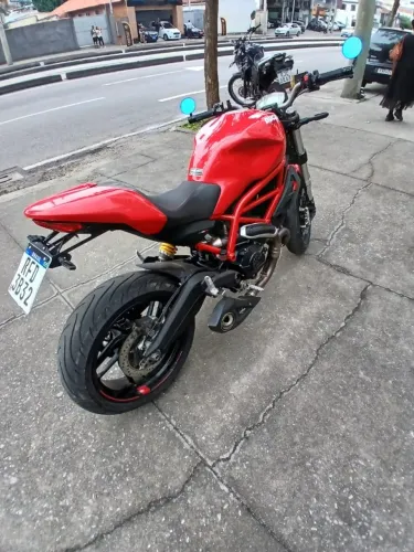 ducati monster muito nova! 2026 ok
