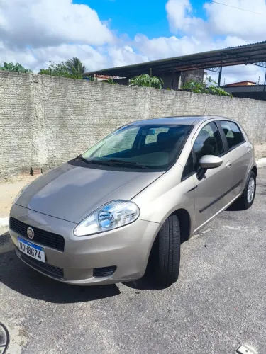 Fiat Punto Attractive Italia 1.4 F.flex 8V 5P 2012